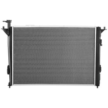 Load image into Gallery viewer, 10-18 Hyundai Santa Fe / Kia Sorento OEM Radiator