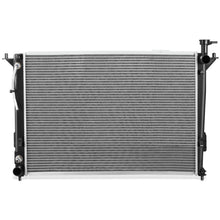 Load image into Gallery viewer, 10-18 Hyundai Santa Fe / Kia Sorento OEM Radiator