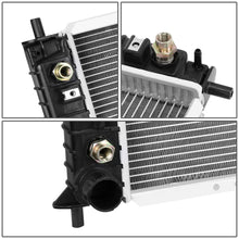 Load image into Gallery viewer, 97-04 Ford F-150/F-250/F-350/Expedition OEM Replacement Radiator