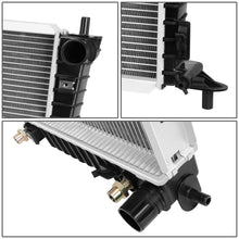 Load image into Gallery viewer, 97-04 Ford F-150/F-250/F-350/Expedition OEM Replacement Radiator