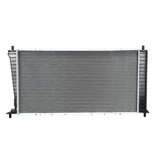 Load image into Gallery viewer, 97-04 Ford F-150/F-250/F-350/Expedition OEM Replacement Radiator