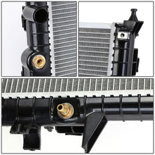 Load image into Gallery viewer, 98-05 Mercedes ML320 ML430 ML500 OEM Radiator with Oil Cooler