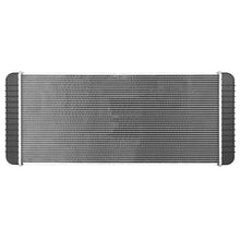 Load image into Gallery viewer, 2003-2007 Kenworth T300 / Peterbilt 330 335 OEM Radiator