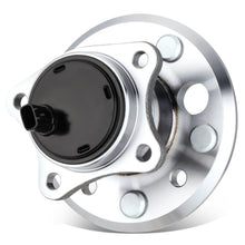 Load image into Gallery viewer, 2002-2003 Lexus ES300 / Toyota Camry Wheel Hubs &amp; Bearings