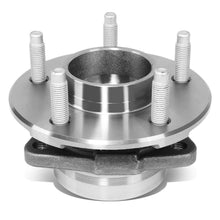 Load image into Gallery viewer, 2002-2007 Chevrolet Equinox Wheel Hub &amp; Bearing Assembly w/o ABS
