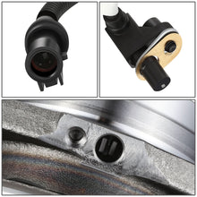 Load image into Gallery viewer, 1997-2000 Ford F-150 4WD Wheel Hubs &amp; Bearings with 4 Wheel ABS