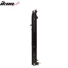 Load image into Gallery viewer, Fits 95-04 Toyota Tacoma L4 2.4L/2.7L/3.4L (2WD Only) Radiator