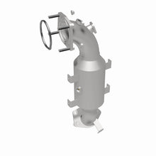 Load image into Gallery viewer, MagnaFlow DF Conv 2020 Jeep Cherokee Single Underbody 2L