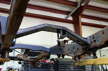 Load image into Gallery viewer, RustBuster 99-13 Chevy Silverado 1500 / GMC Sierra 1500 Rear Leaf Spring Shackle