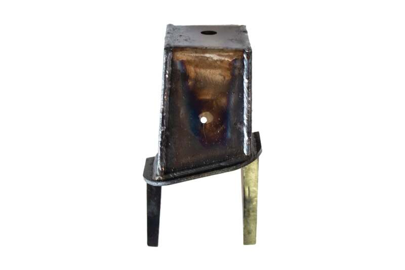 RustBuster 11-19 Chevy Silverado 2500HD/3500HD 6.5ft Bed Front Bed Mount - Left