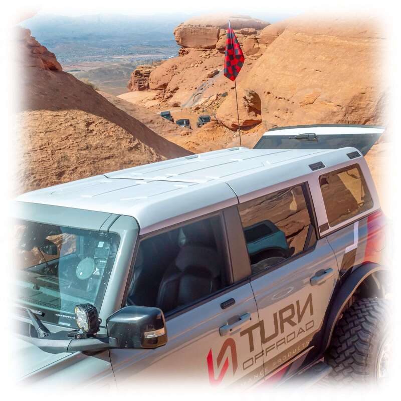 Turn Offroad 21-26 Ford Bronco Hard Top (4 Door) White/Badge Delete & Black Foam Headliner