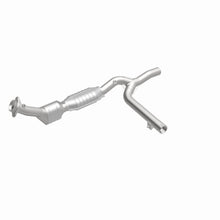 Load image into Gallery viewer, MagnaFlow Conv DF 01-03 Ford F150 5.4L Passenger Side