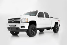 Load image into Gallery viewer, Rough Country 95 Series Wheel | One-Piece | Gloss Black Machined | 20x10 | 8x180 | -19mm