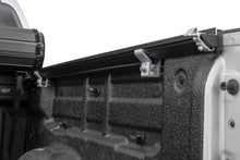 Load image into Gallery viewer, Hard Roll Up Bed Cover | 5' Bed | Chevy/GMC Canyon/Colorado 2WD/4WD (15-22)