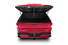 Load image into Gallery viewer, UnderCover 19-20 Chevy Silverado 1500 5.8ft Lux Bed Cover - North Sky Blue Metallic