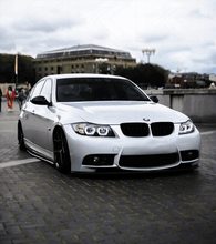 Load image into Gallery viewer, BMW 3-series E90 E91 Black U LED Headlights (2005-2012)