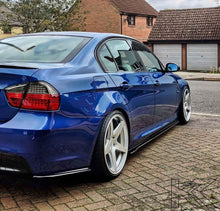 Load image into Gallery viewer, BMW 3-series E90 Sedan Red/Smoke Euro LED Taillights Set (2005-2008)