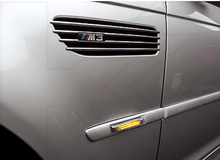 Load image into Gallery viewer, BMW E38 7-Series E46 M3 Crystal Light Bar Clear/Smoke Lens Amber/White LED Side Marker Light (1995-2006)