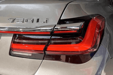 Load image into Gallery viewer, BMW F02 7 Series Red LED Luxury Beam Style Tail Lights (2008 - 2015)