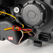Load image into Gallery viewer, BMW X5 E70 3D Design Headlights 2007-2013