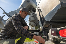 Load image into Gallery viewer, User 4