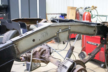 Load image into Gallery viewer, Rustbuster Over Axle Frame Section Right Side