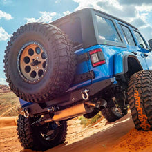 Load image into Gallery viewer, Turn Offroad 18+ Jeep JL 4-Door Fastback Hardtop - White