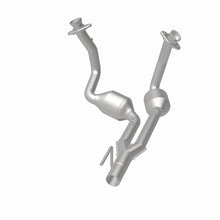 Load image into Gallery viewer, MagnaFlow Conv DF 04 Jeep Grand Cherokee 4.7L
