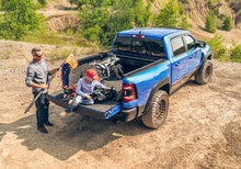 Load image into Gallery viewer, Retrax 21-24 Ford F-150 Super Crew Super Cab &amp; Reg. Cab 6.5ft Bed