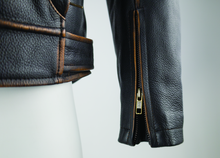 Load image into Gallery viewer, Kuryakyn By River Road Hoodlum Vintage Leather Jacket Black - Small