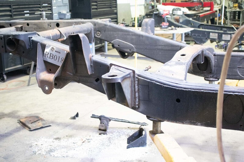 Rustbuster 11-18 Chevy Silverado 2500HD/3500HD Rear Cab Mount - Left