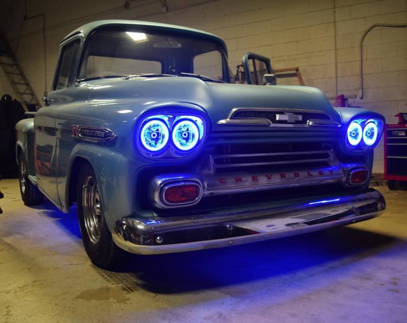 Oracle Pre-Installed Lights 5.75 IN. Sealed Beam - ColorSHIFT Halo NO RETURNS