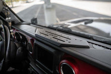 Load image into Gallery viewer, DV8 Offroad 18-23 Jeep Wrangler JL/20-23 Gladiator JT Device Dash Mount V2