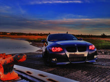Load image into Gallery viewer, Oracle BMW 3 Series 06-11 Halo Kit - Projector - ColorSHIFT w/ 2.0 Controller SEE WARRANTY