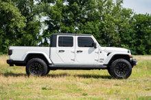 Load image into Gallery viewer, 2.5 Inch Leveling Kit | Spacers | N3 | Jeep Gladiator JT 4WD (2024-2026)