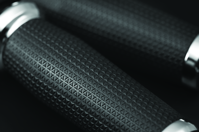 Kuryakyn Thresher Grips Universal 1inch Chrome