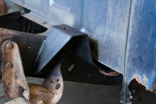 Load image into Gallery viewer, Rust Buster 1988-1998 Chevrolet &amp; GMC C/K 1500 &amp; 2500 Bed and Cab Mount Brackets - Right