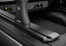 Load image into Gallery viewer, Retrax 21-26 Ford F-150 SuperCrew/SuperCab 5.5ft Bed &amp; F-150 Lightning RetraxPRO EZ-Off FRC-4000