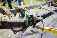 Load image into Gallery viewer, Rustbuster 09-24 RAM 1500 Forward Bed Mount - Right