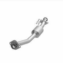 Load image into Gallery viewer, Magnaflow 20-21 Nissan NV200 2.0L Direct Fit Cat Converter