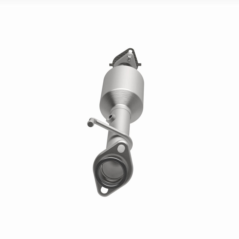 Magnaflow 20-21 Nissan NV200 2.0L Direct Fit Cat Converter (California Grade)
