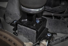 Load image into Gallery viewer, Air Spring Kit w/compressor | Wireless Controller | Ram 2500 2WD (2014-2026)