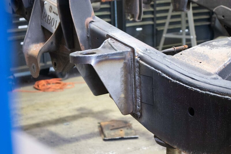 Rustbuster 11-18 Chevy Silverado 2500HD/3500HD Rear Cab Mount - Left