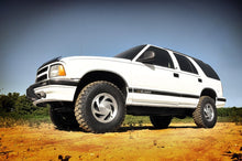 Load image into Gallery viewer, 2.5 Inch Lift Kit | Chevy/GMC Blazer/S15 Jimmy/Sonoma 4WD