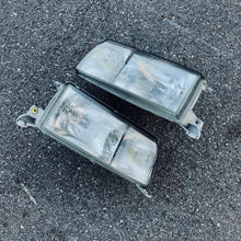 Load image into Gallery viewer, OEM Celsior UCF10/11 1PC Headlights