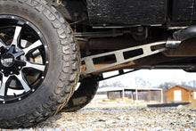 Load image into Gallery viewer, Traction Bar Kit | 0-3 Inch Lift | Ford F-250 Super Duty 4WD (2008-2016)