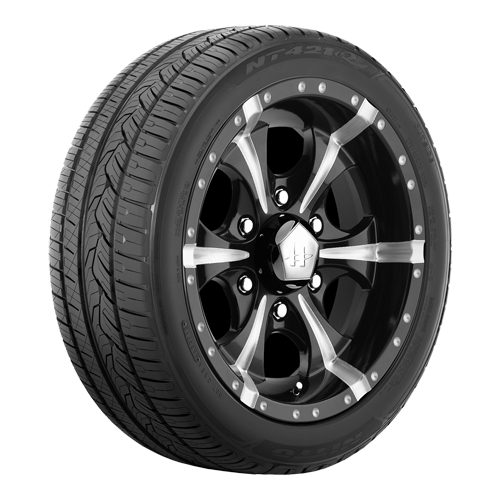 NT421Q 245/50R20 105V XL 29.6