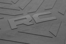 Load image into Gallery viewer, Bed Mat | 8' Bed | RC Logo | Chevy/GMC Sierra 1500 (19-26)/Silverado 1500 (19-26) 