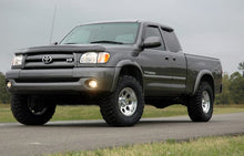 Load image into Gallery viewer, 2.5 Inch Lift Kit | M1 Struts/M1 | Toyota Tundra 4WD (2000-2006)