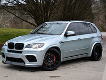 Load image into Gallery viewer, AutoTecknic Replacement Carbon Fiber Fender Gills - E70 X5M